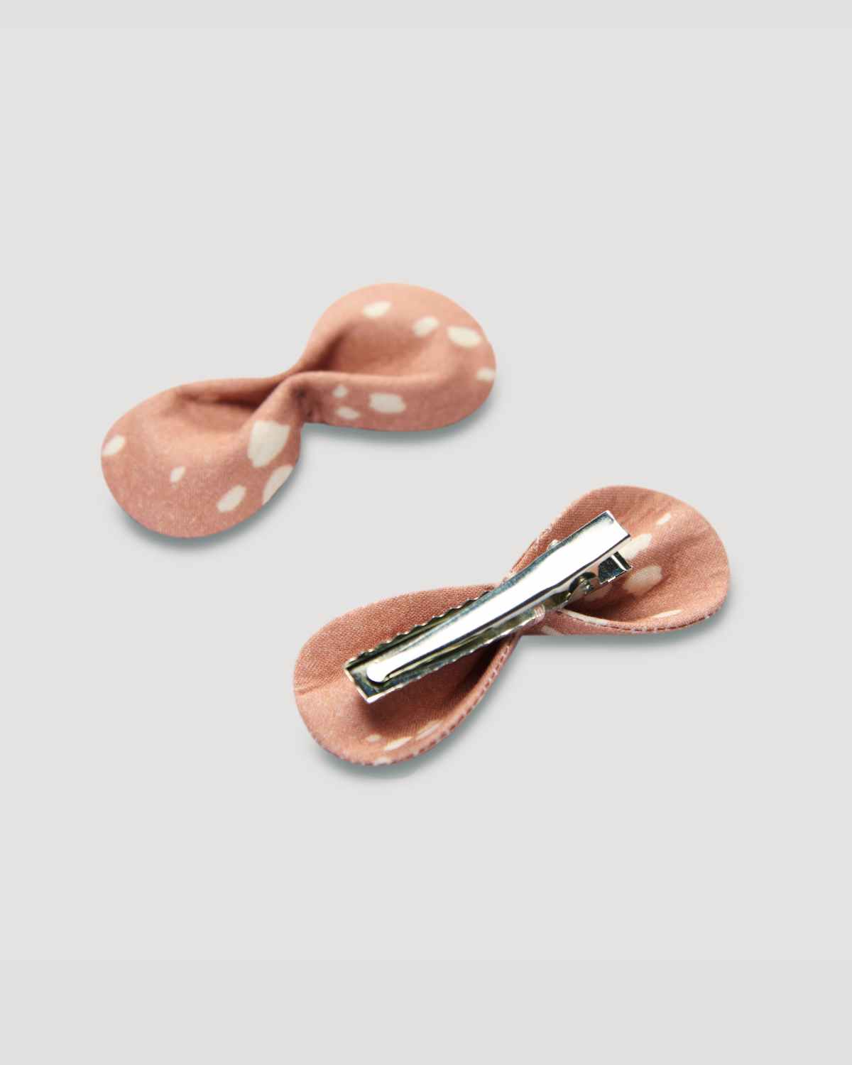 Penelope Alligator Clip - Fawn Soft Pinkish Brown