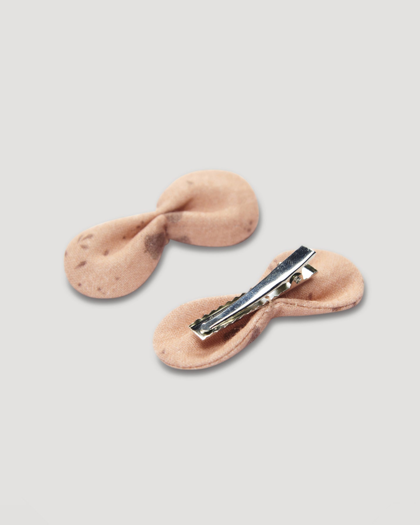Penelope Alligator Clip - Acorn Dusty Pink