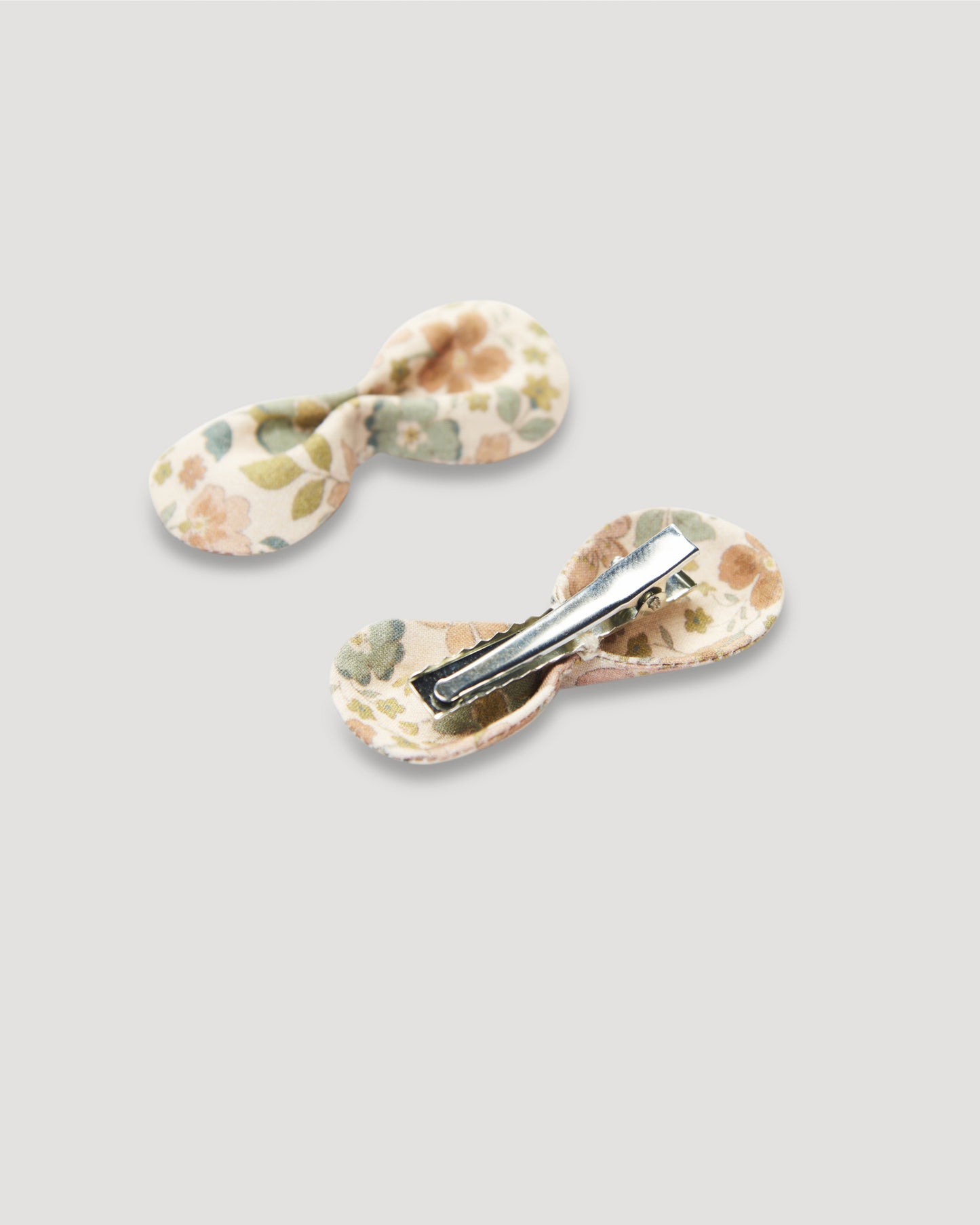 Penelope Alligator Clip - Garden Flowers Cream