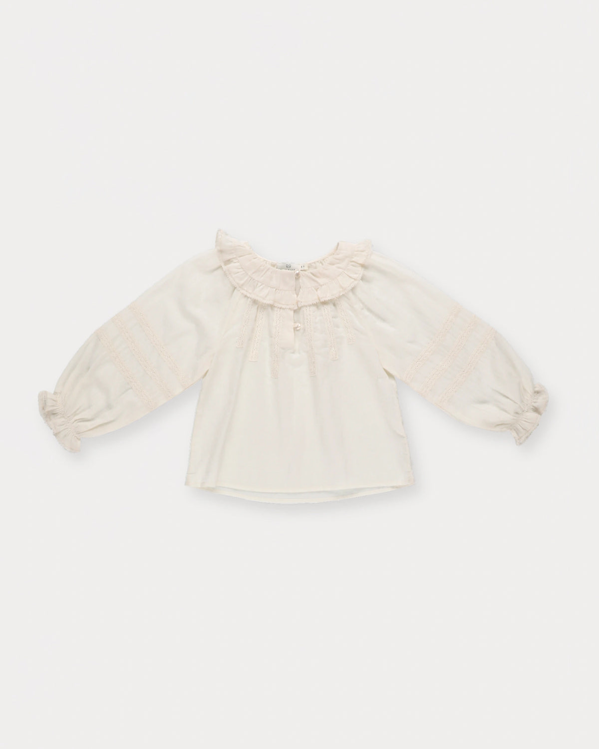 Early Sunday, Cécile Blouse in Ecru, made from Cotton Swiss Dobby fabric, featuring a relaxed silhouette with gathered sleeves and delicate detailing, shown in a front flat-lay view