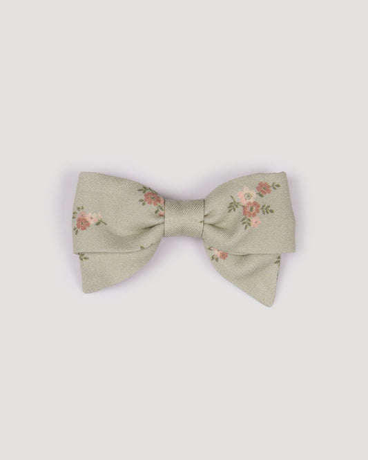 Early Sunday, Chiara Clip in Ditsy Bouquet Jade print, made from Printed Viscose Twill fabric, featuring a bow design on an alligator clip with a secure fit, shown in a front flat-lay view