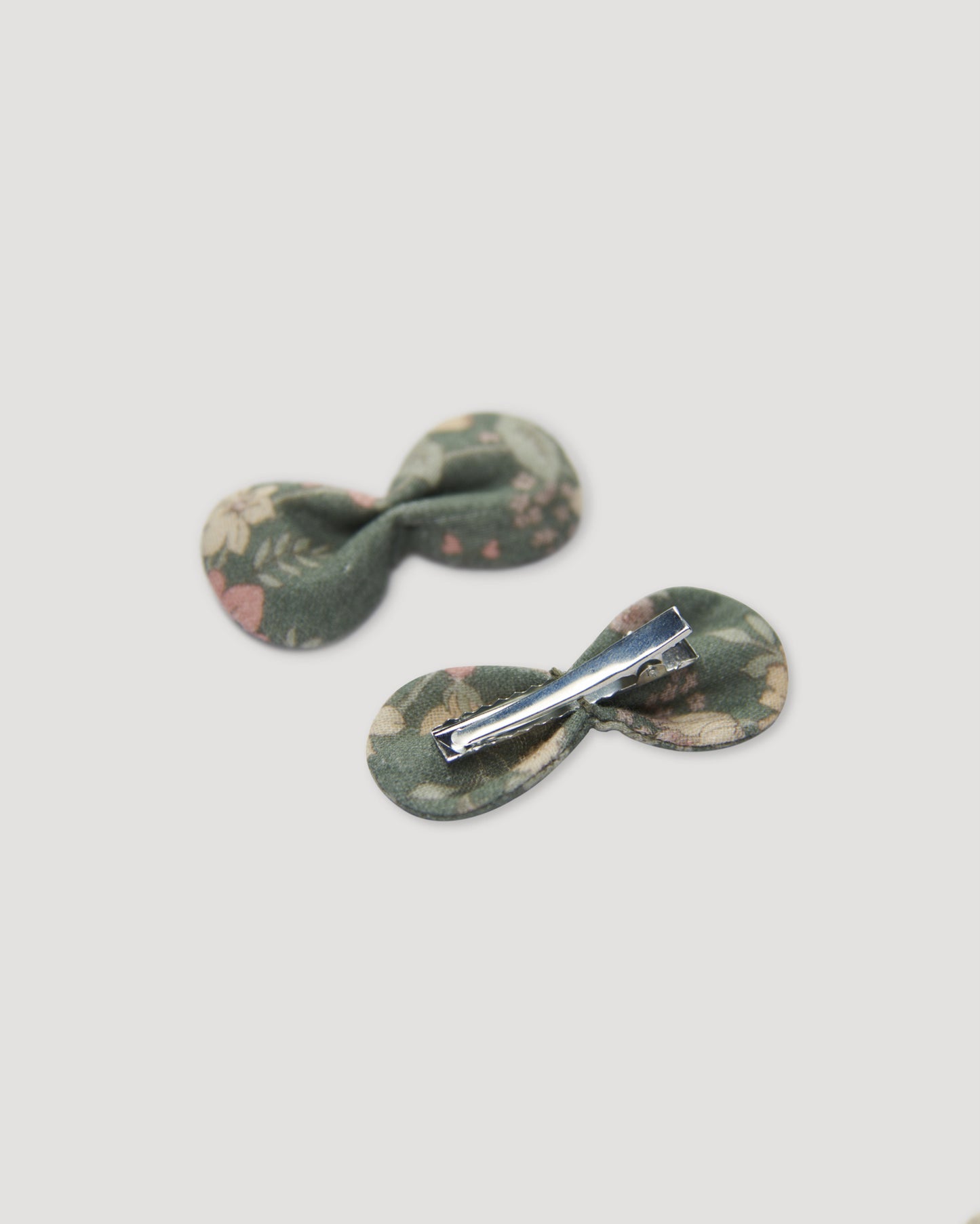 Penelope Clip- Autumn Bloom Soft Green