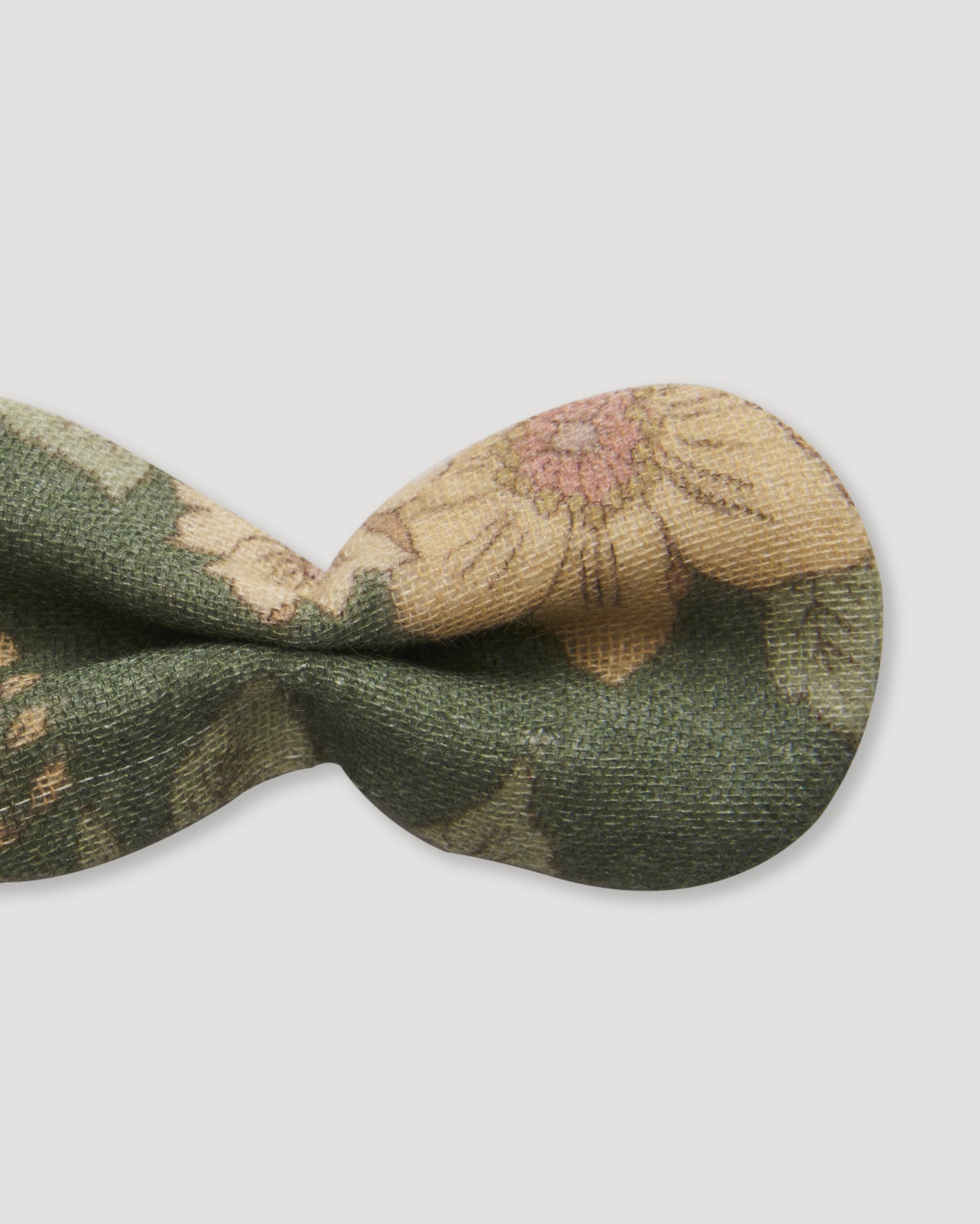 Penelope Clip- Autumn Bloom Soft Green