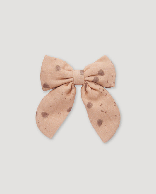 Audrey clip- Acorn Dusty Pink