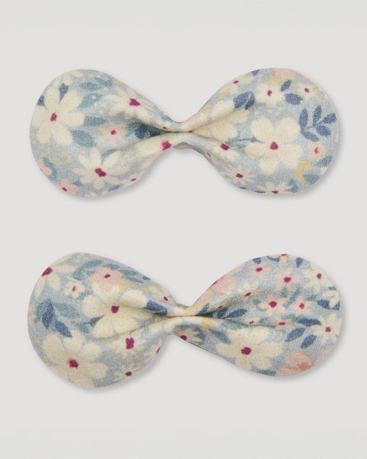 Early Sunday, Penelope Alligator Clip in Amelia print, made from Printed Cotton Cambric fabric, featuring a bow design on an alligator clip with a secure fit, shown in a front flat-lay view