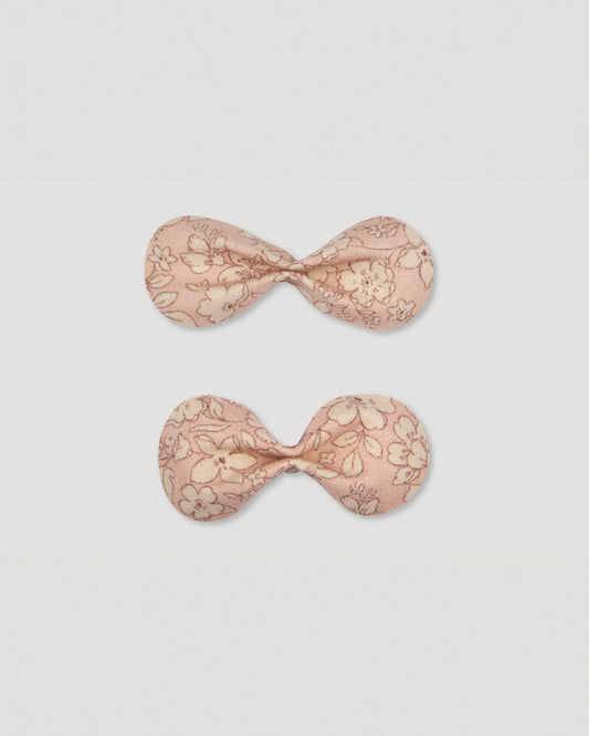 Early Sunday, Penelope Alligator Clip in Garden flower print, made from Printed Cotton Cambric fabric, featuring a bow design on an alligator clip with a secure fit, shown in a front flat-lay view